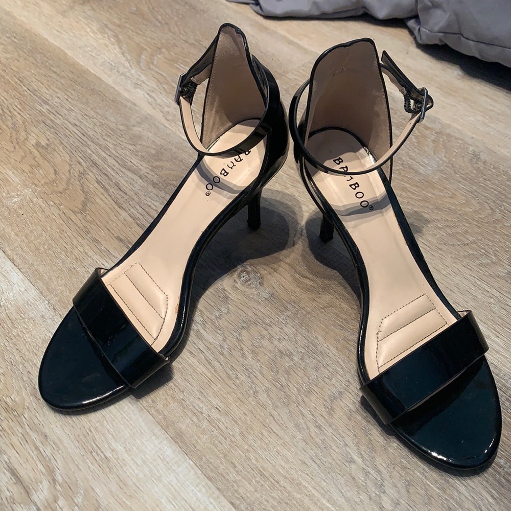 Black strap heel